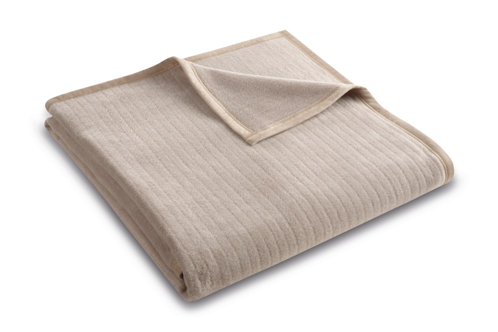 Biederlack Wohn- und Kuscheldecke 'Feel Taupe' 150 x 200 cm Taupe